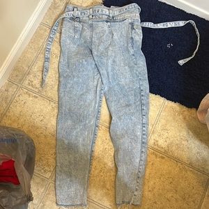 So high rise mom jeans